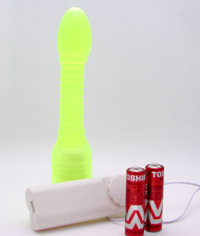 全長：17.0ｃｍ
太さ：＜3.0ｃｍ
単四電池×2本（付属）