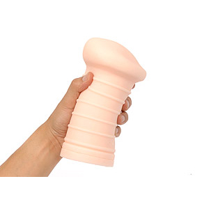 全長：17.0cm
直径：8.0cm
重量：672g
超ビッグなハンドホールは、手で使うにはチョット大きすぎるけど、豊富な肉厚が無次元加工にベストマッチ。
下付きはボディーの波が弱めです。