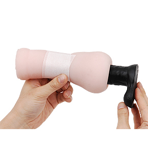 オナホールの部分締め付けなどに使用すればお好みの名器に♪テープを縦に細くカットして2か所留めし、2段階絞めを作っても面白いですね。