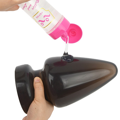 ぺぺ・ラバラバはとろりと広がり、いきなり垂れ落ちる事がありません。