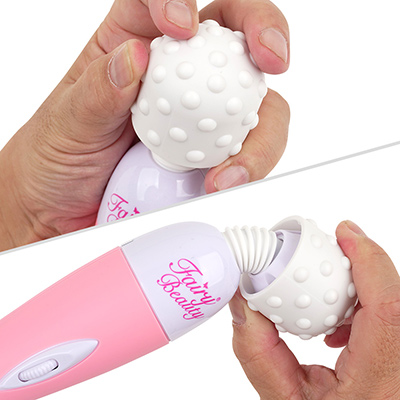 ヘッド径や素材は“ミニ”と一緒。「パールヘッド」と呼ばれるイボイボが刺激アップに貢献します。ネックの柔軟性やシーリング処理も問題なし。
