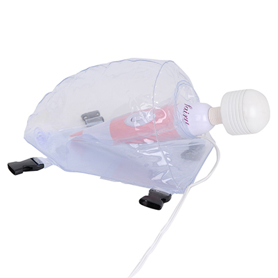 定番電マの「<a target='_blank' href='https://stg.e-nls.com/pict1-4661'>フェアリー</a>」も、こんな風に固定できます。電源ONとパワー調整は先に済ませておきましょう。