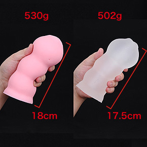 どちらも500ｇ越えの大型ボディ。シンプルな外観は指掛かりがよく、ストローク性能も良好。※数値はＮＬＳ実測値