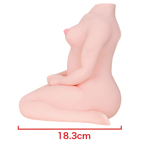 やや寸胴な体型なのは、オナホとしての実用性も重視しているため。肉厚に締め付けます。　※数値はＮＬＳ実測値