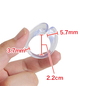 内径2.2cm、フープ部分3.7mm～5.7mm。