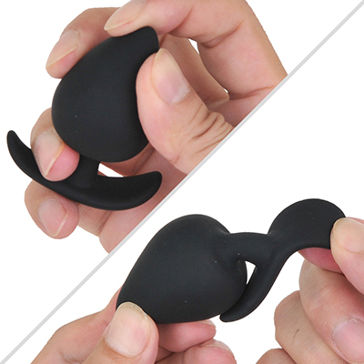 シリコン素材の質感・硬度も「」と一緒。使っていてほとんどストレスを感じません。