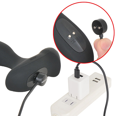 USB-C充電仕様で、本体への接続はマグネット式。フル充電までは約３時間、連続可動は約210分というスペックです。