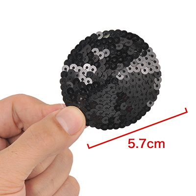 【スパンコール　ラウンド・黒】これ以降は立体的なカバー型です。高さは大体1.5cm。　※数値はＮＬＳ実測値