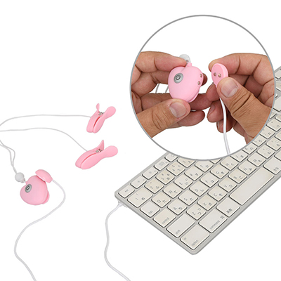 マグネット接続のUSB充電仕様です。フル充電までは約２時間、連続可動は約60分。バッテリー性能はまずまず。