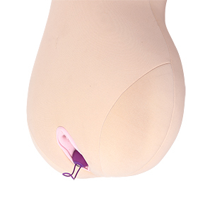 始めは小さいほうのボールで、慣れてきたら大きいボールを使って膣トレに励みましょう。