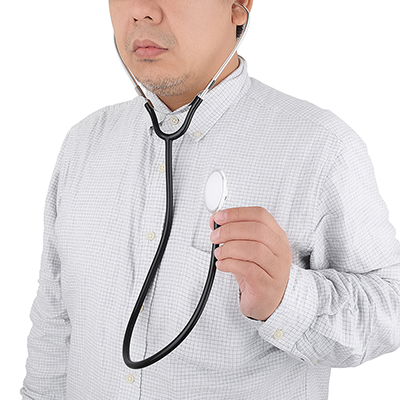 装着してもおもちゃ感は薄く、イメージプレイの雰囲気を盛り上げてくれそう。できれば白衣も着た方がいいですね。