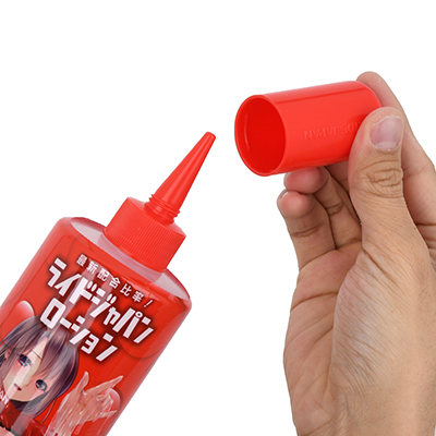 液漏れ防止のキャップ付きです。