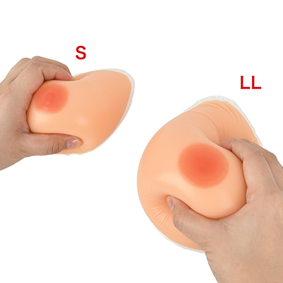 サイズに応じたリアリティがあり、乳房のカーブや揉み心地も本物そっくり。埃が付かず、手が汚れないのもグッド。