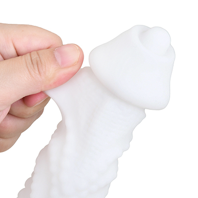 ぶ厚いエラストマの表皮で、竿全体が覆われています。このモチモチ感は膣内で味わってみる価値ありですよ♪