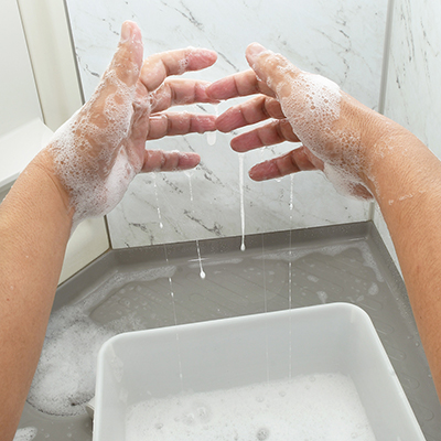 入念にかき混ぜれば、泡風呂がトロトロのお湯に変化します。底に溜まりやすいので、シッカリ混ぜてくださいね。