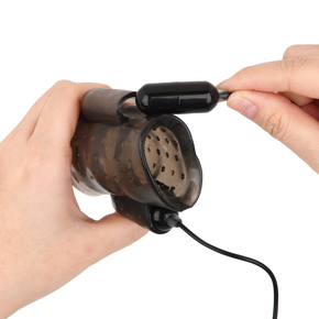 使用時は、ソケットにローターをはめ込みます。