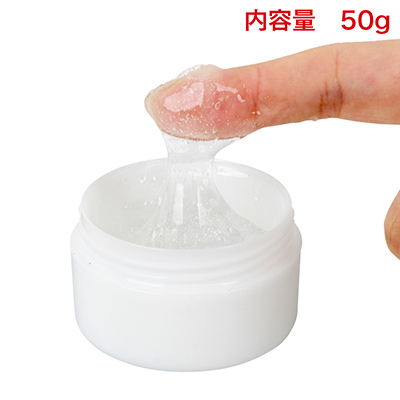 外見は真っ白なケースなので、保管場所に困りません。たっぷり使える大容量！