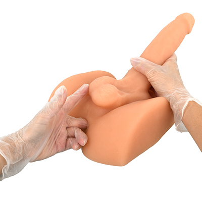 極薄で素手のような感覚。グリップ感があるので長時間のプレイも快適です。