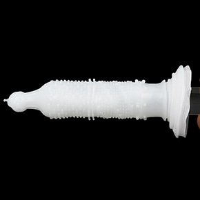 【ハード（黒）】背の低いヒダがコリコリと擦れるハードな刺激です。繊細さはありませんが、射精力は高めでしょう。
