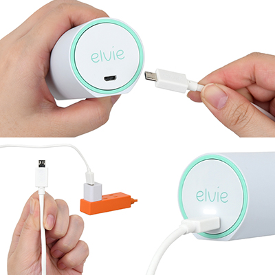 充電はキャリーケースに入れて充電してください。充電中はライトが点灯します。　※充電時はカバーを外してください。