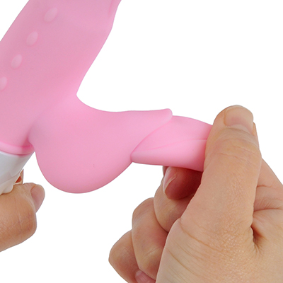 先端部分は弾力があり、いつまでも触っていたくなる触り心地です。
