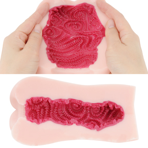 階段状にぐるぐると渦巻いたヒダの、絶妙な刺激を味わえます。