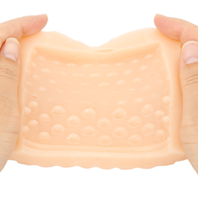 大小無数の恥肉突起が、竿全体をくまなく刺激します。