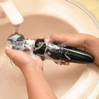 IPX6等級の防水性能を備えるため、流水での丸洗いくらいはへっちゃら。メンテナンス性が高いのは歓迎です。