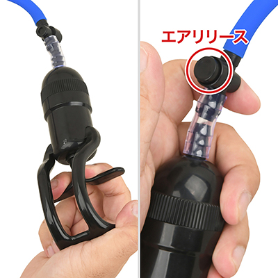 握りやすいハンドルは、ほとんど力を入れずに吸引可能。エアリリースボタンを押せば、すぐに圧が下がります。