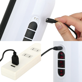 充電はUSB充電式。充電中はライトが点滅します。