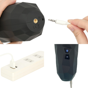 充電はUSB充電式。充電時間は約180分、連続稼働時間は約45分です。充電中はライトが点滅します。