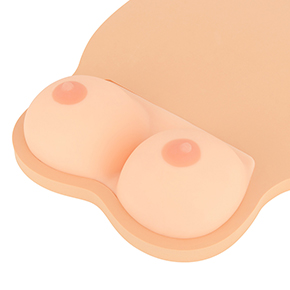 【おっぱいボード】窪み部分に「プルルンおっぱいドロップ」がピッタリ収まります。ズレずに安定しているのもグッド。