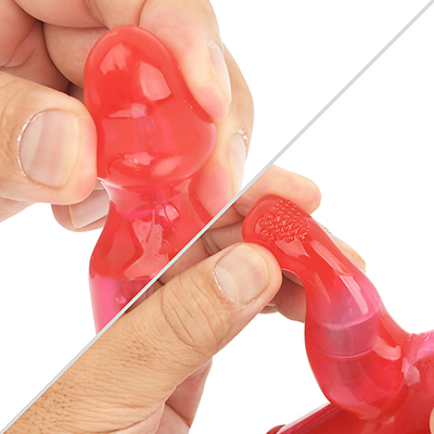 素材は普通のPVC。亀頭型ヘッドは先細で挿れやすく、クリバイブも小さくなって、スタンダード化しています。