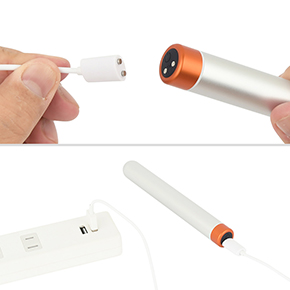 専用のマグネットケーブルで接続するUSB充電式。フル充電までは約３時間、トータル可動時間は約30分。「15分モード」で２回、「10分モード」で３回が使用目安です。