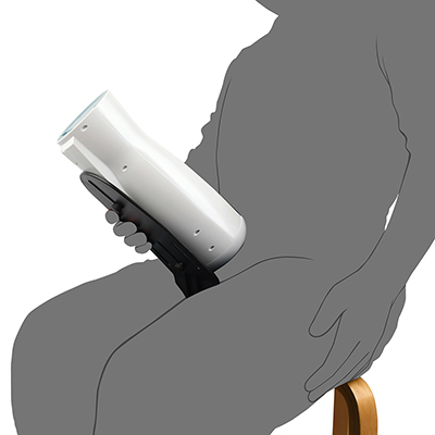 位置を微調整し、挿入したらスイッチON。安定しているようなら両手を放して、ご奉仕感を存分に味わいましょう。