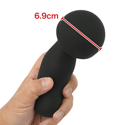 逆向きにすると、カサの張った電マ風ヘッドになります。挿入時の擦り刺激は甚大です。　※数値はＮＬＳ実測値