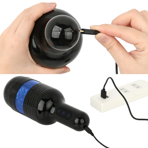 充電はUSB充電式。充電時間は約2.5時間、連続稼働時間は約１時間です。充電中はライトが点滅します。