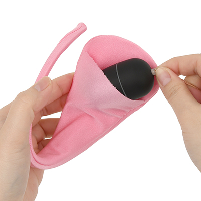 従来のローターポケットパンツに比べ、プレイ中の振動によるローター位置のズレを防ぎます。