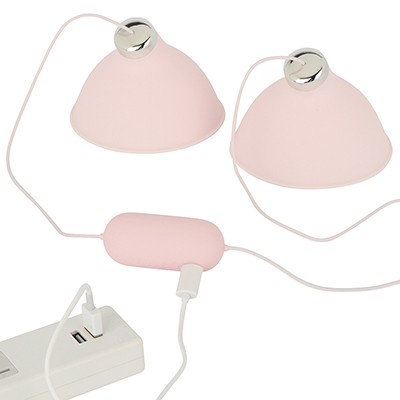 本体はマグネット接続で充電します。フル充電までは約1.5時間、連続稼働は約30～60分とやや短めです。