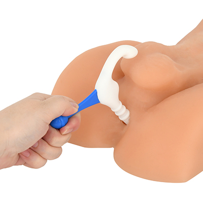 小回りの利くサイズ感。３Dスティックを使えば、挿入部を前立腺や会陰にグリグリと圧迫でき、直感的なプレイが可能です。