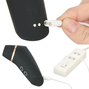 充電はUSB充電式。充電時間は約60分、連続稼働時間は約90分です。充電中はライトが点滅します。