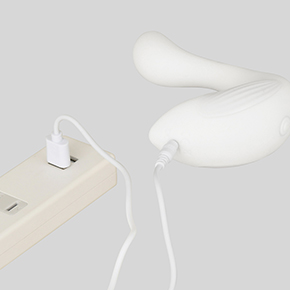 フル充電までは約2.5時間、連続稼働は約60分です。あまり高性能じゃありませんが、実用性は十分でしょう。