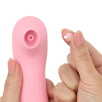 吸引を楽しみたいときは、吸引穴から「TAPパーツ」を指で取り外してください。