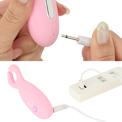 充電はUSB充電式。充電時間は約90分、連続稼働時間は約80分です。充電中はライトが点滅します。