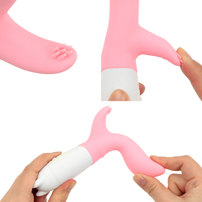 ほど良い硬さと細身の形状がぴったりフィット。滑らかな肌触りのシリコン素材でスムーズに挿入できます。無数の柔らか突起が付いたクリバイブはヘッドの振動に連動します。
