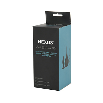 「NEXUS DOUCHE（ドゥーシェ）」とほぼ同じサイズの箱に、プラグとビーズをムリヤリ詰め込んでいる感じ。かなりパンパンです。