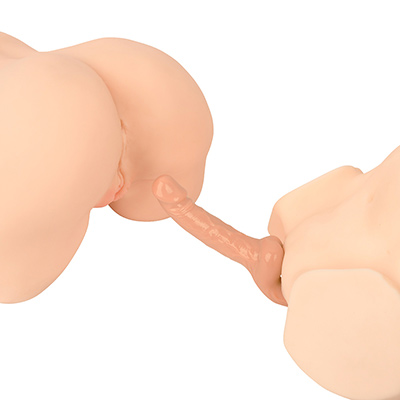 そのまま本体を維持できれば、ニョッキリ疑似ペニスを生やせます。お相手の膣やアナルを思いっきり貫きながら、一体感を味わってください。