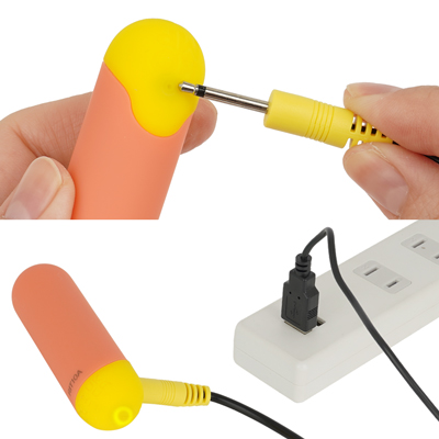 充電はUSB充電式。満充電で約１時間の使用が可能です。充電中はライトが点滅します。