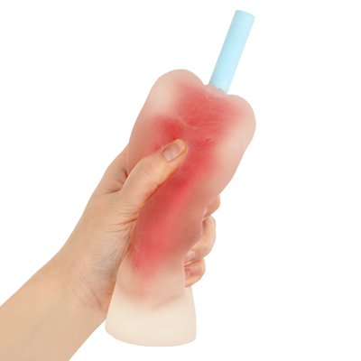 内部の水気が無くなるまでモミモミしてください。折れる心配がないので、しっかり揉み込んで吸い取らせることが可能です。
