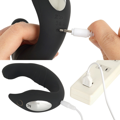 充電はUSB充電式。充電時間は約180分、連続稼働時間は約80分です。充電中はライトが点滅し、フル充電でライトが点灯します。
